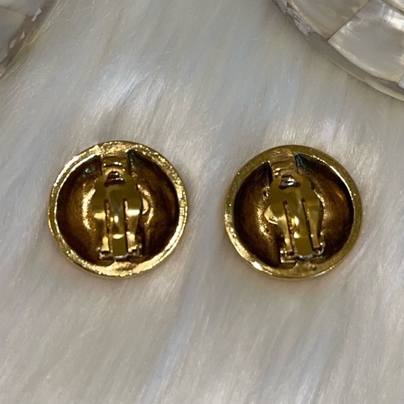 Chanel Vintage Earrings 1984 CC crystal-embellished Gold Plated Clip On - Picture 6 of 13